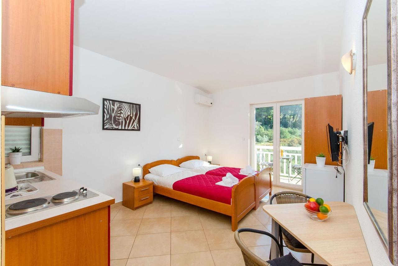 Apartments Seaview Tučepi Esterno foto