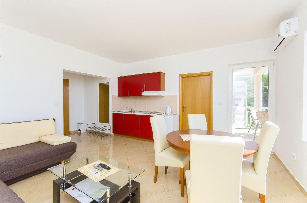 Apartments Seaview Tučepi Esterno foto