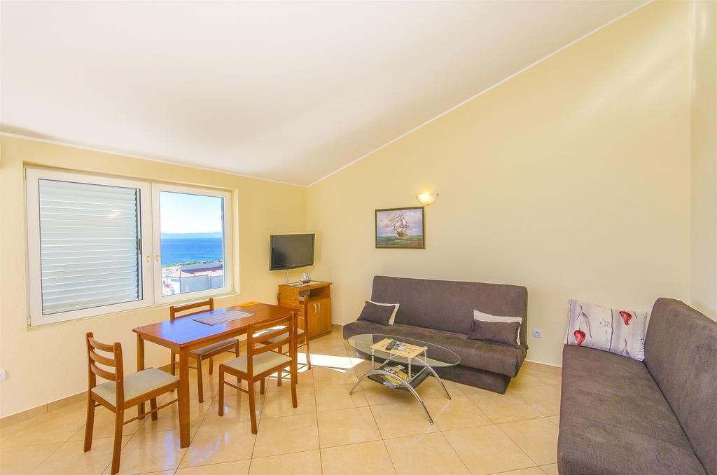 Apartments Seaview Tučepi Esterno foto